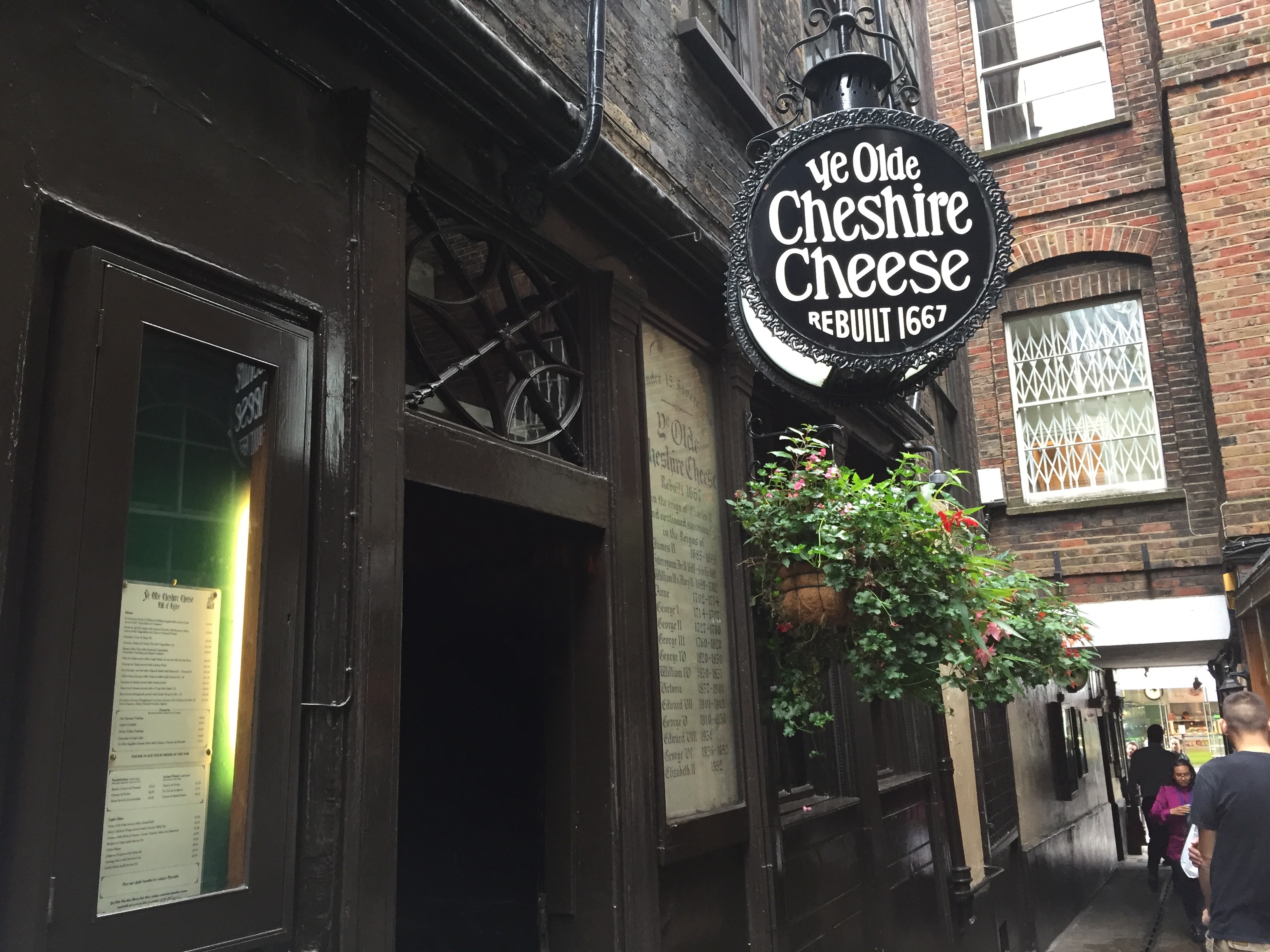 Ye Olde Cheshire Cheese Where London S History Happened In